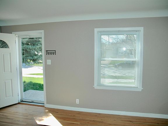 4th image of 1815 Dallas Ave