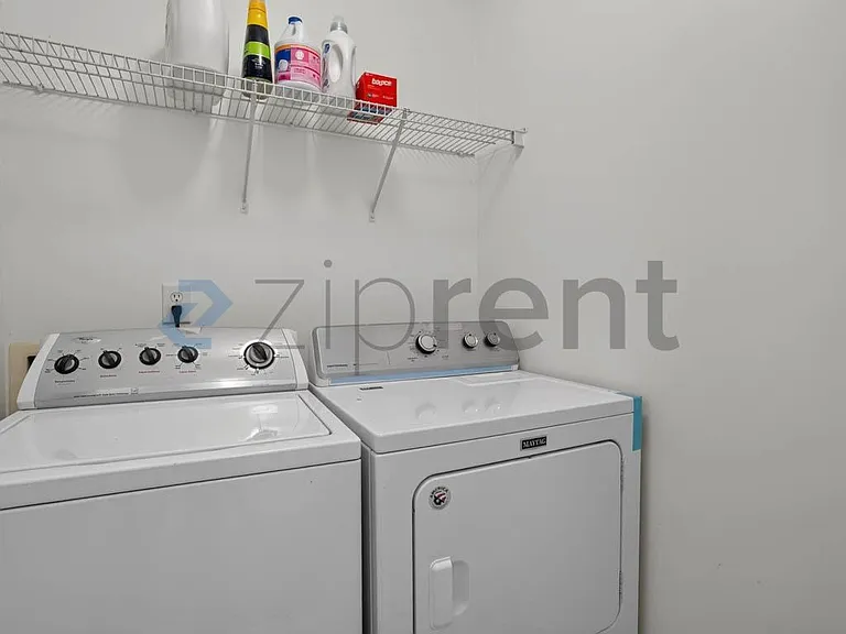 100 Oak Grove Pl — Photo 24
