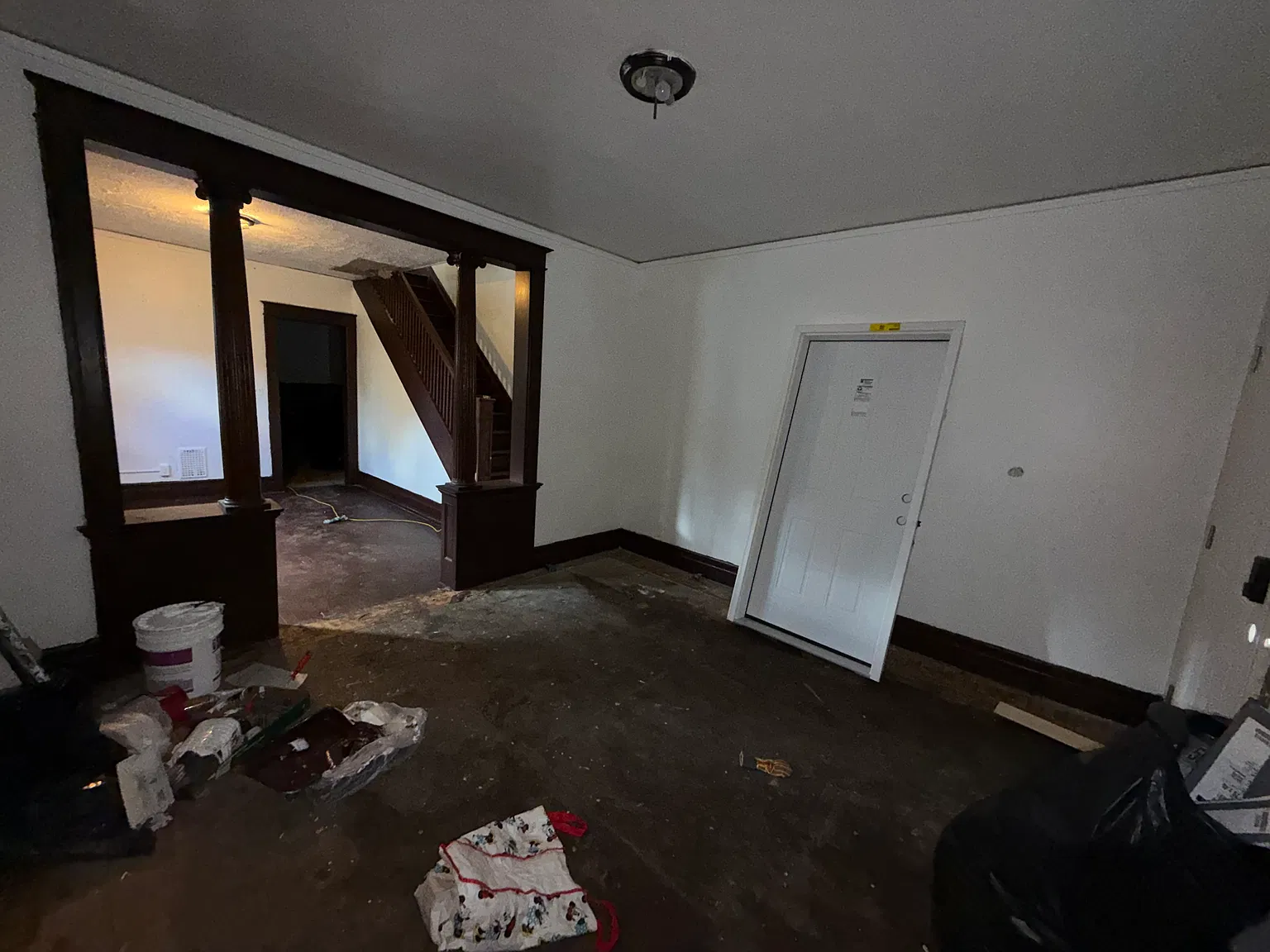 3 bed, $1,650 — Photo 2