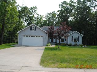4856 Hidden Hills Cir, Howell, MI 48855