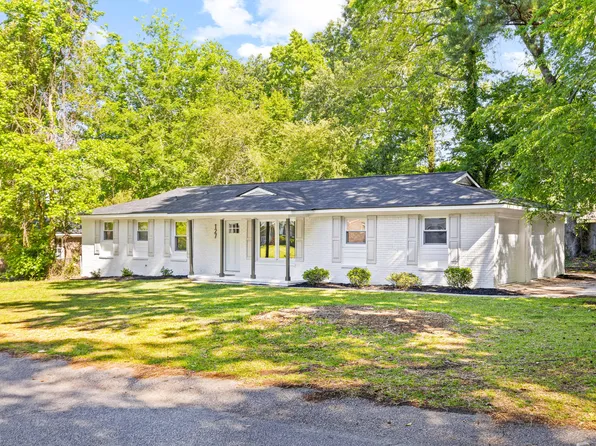 127 Miley Ave, Summerville, SC 29485