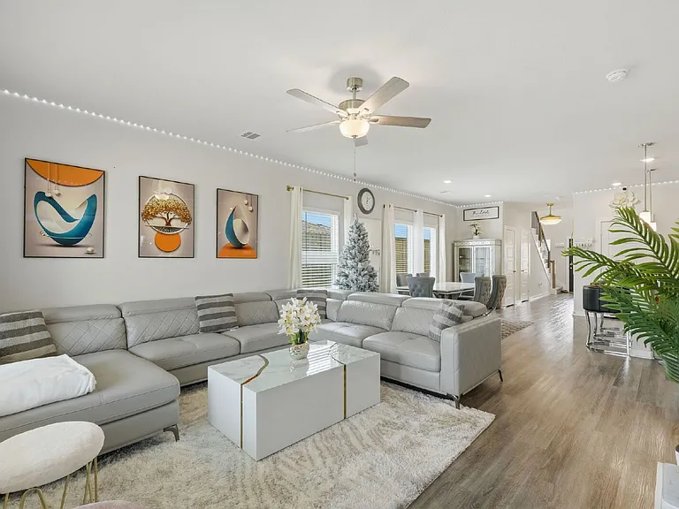 1734 Cayden Oak Ln — Photo 6