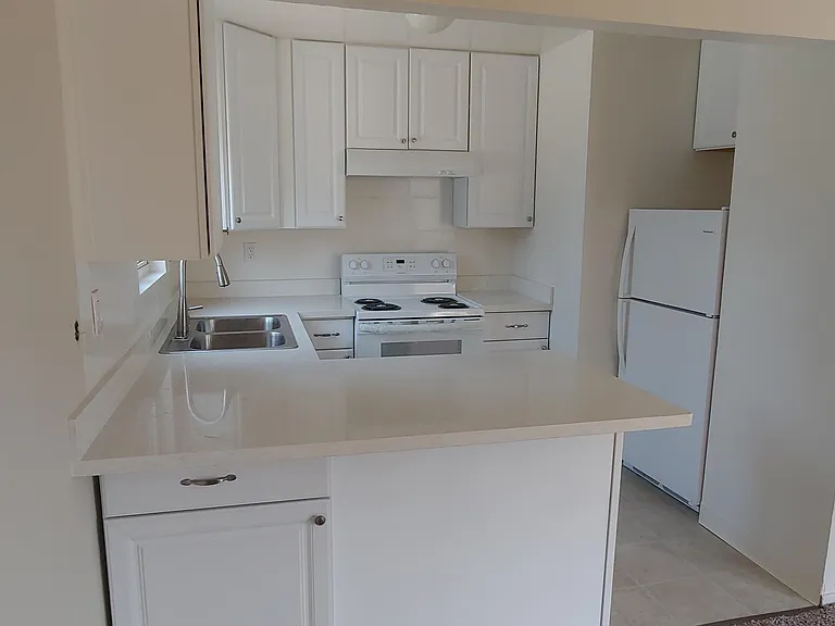 10243 Beardon Dr #2 — Photo 6