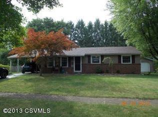 145 Robin Ln, Bloomsburg, PA 17815