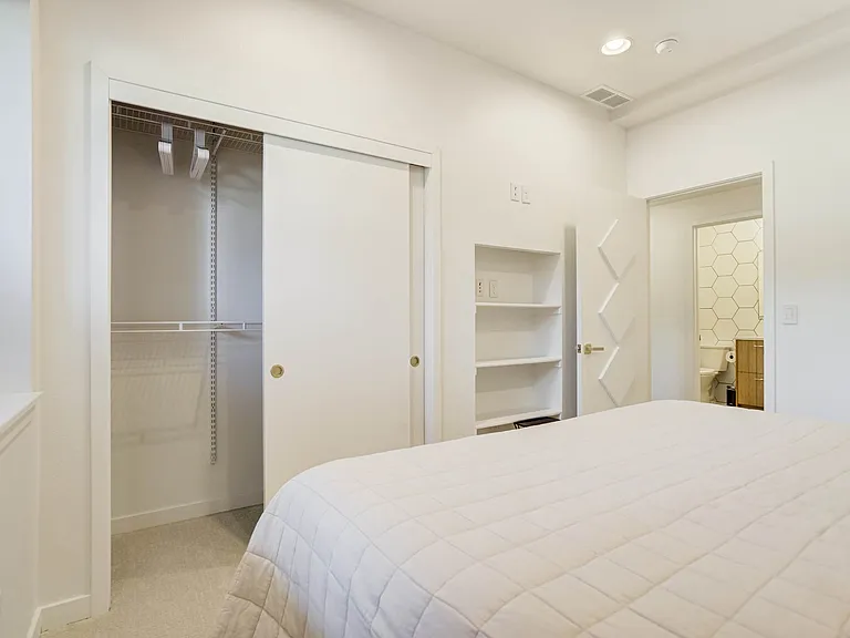3885 Sierra Vista Rd — Photo 23