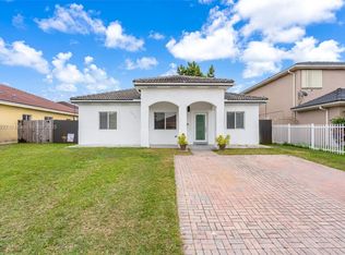 22547 SW 102nd Path, Cutler Bay, FL 33190