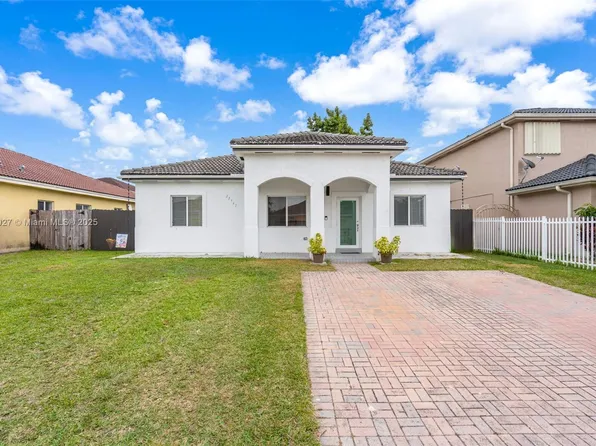 22547 SW 102nd Path, Cutler Bay, FL 33190