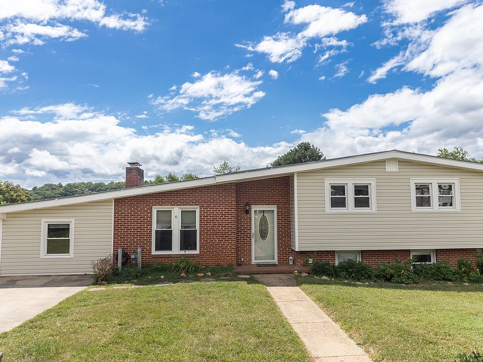 1st image of 119 Linden Cir