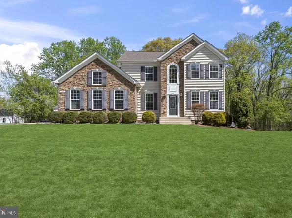 1905 Resting Ridge Ln, Prince Frederick, MD 20678