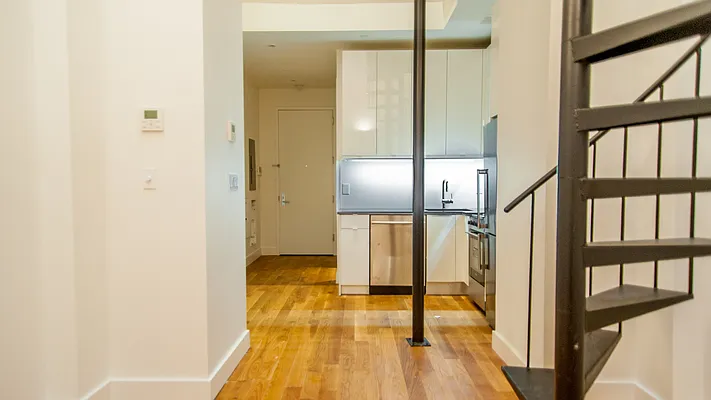Rented by Nooklyn NYC LLC | media 32
