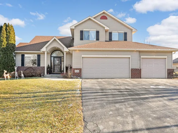 1308 Singing Hills Dr SE, Lonsdale, MN 55046