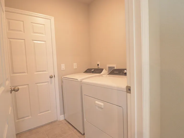832 Rivers Crossing St — Photo 26