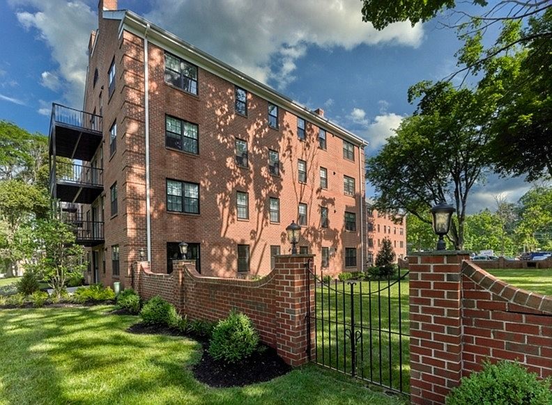 Open Courtyard