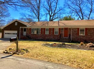 19 Oak Grove Ave, Barrington, RI 02806