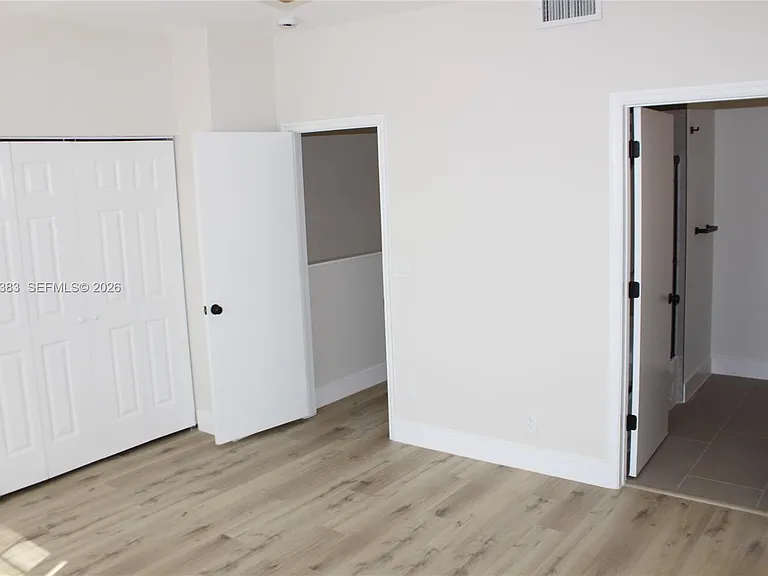 1820 Salerno Cir — Photo 19