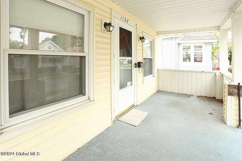 5th image of 1156 Dean Street