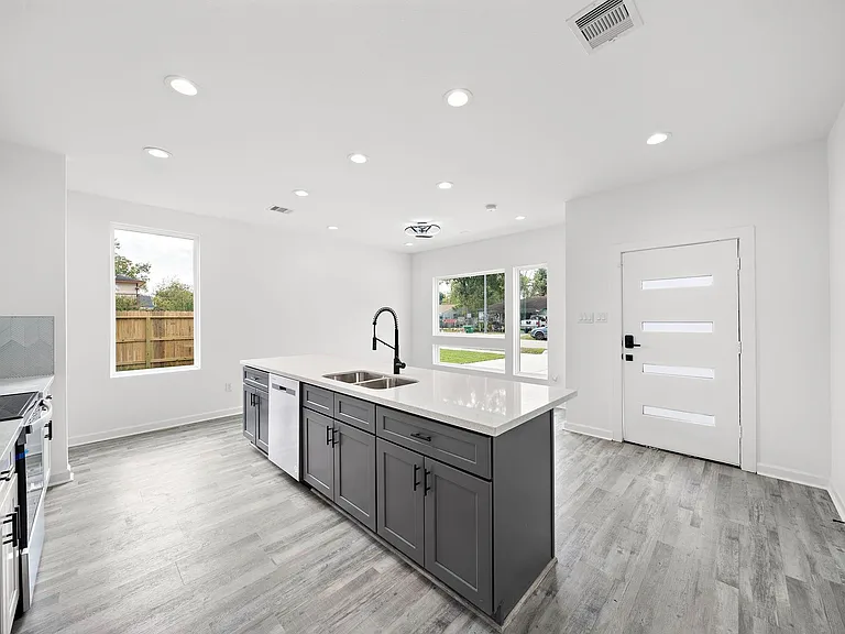 3507 Wilmington St #A — Photo 9