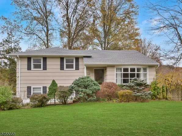 69 Intervale Rd, Boonton, NJ 07005