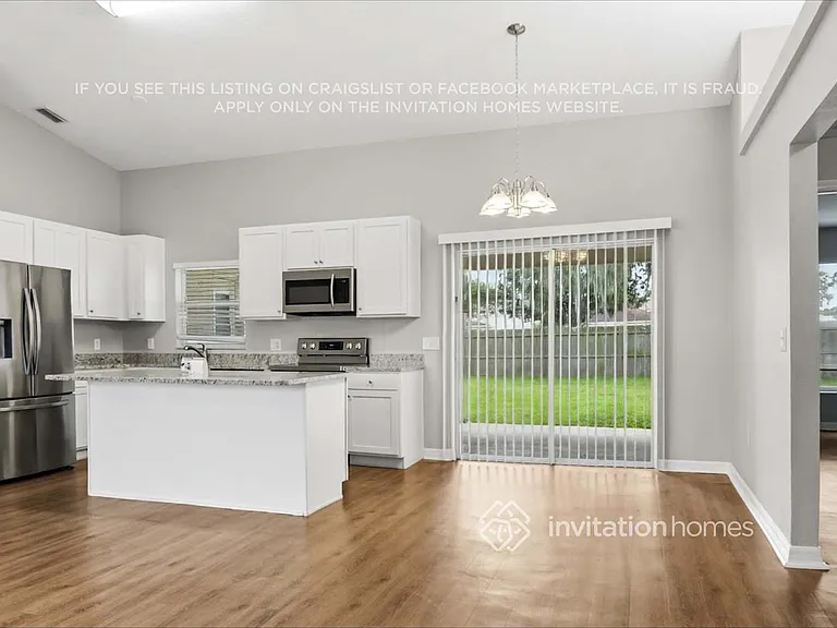 505 Seven Oaks St — Photo 7