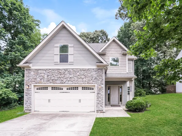 220 Spinel Ln, Knightdale, NC 27545