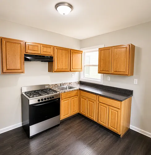 247 Amherst St #1L Photo 1