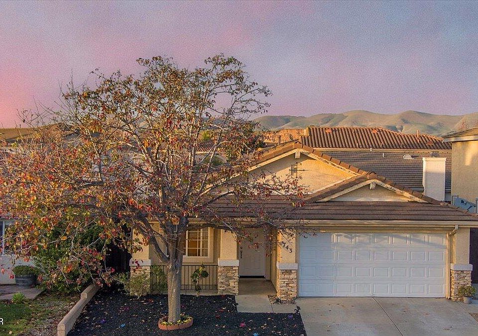 1st image of 743 Borges Dr