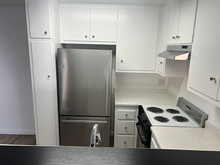 Beachwood Village Apartments — Photo 124