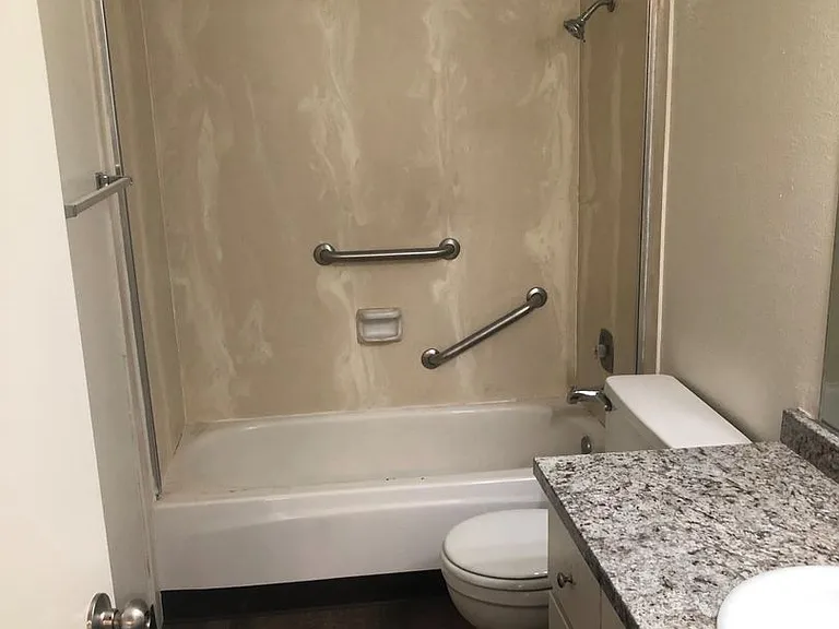 The Woodside — Photo 2