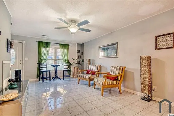 2 bed, 1104 sqft, $1,500 — Photo 2