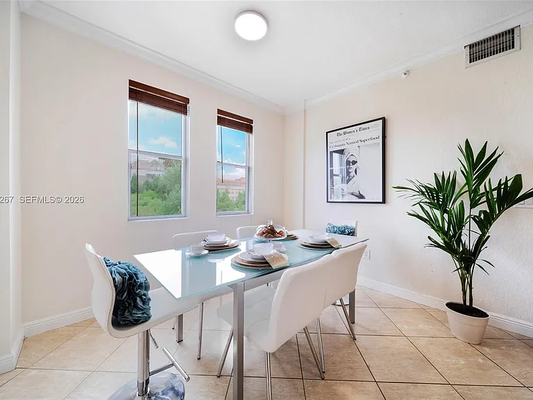 9021 SW 94th St #310 — Photo 12