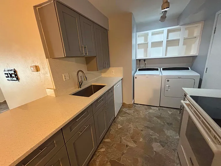 54 Nome Way #B — Photo 26
