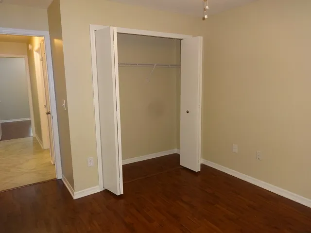 215 Lookout Dr — Photo 9