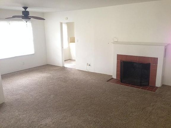 5th image of 1326 Chalcedony St