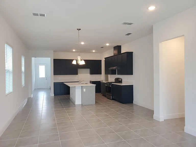 2058 Emerald Springs Dr — Photo 20