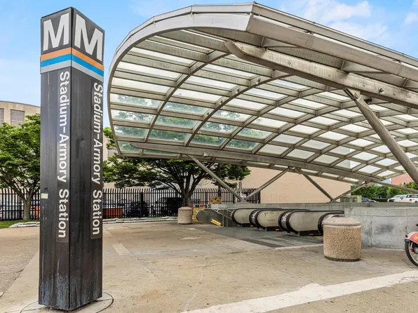 1739 Independence Ave SE, Washington, DC 20003