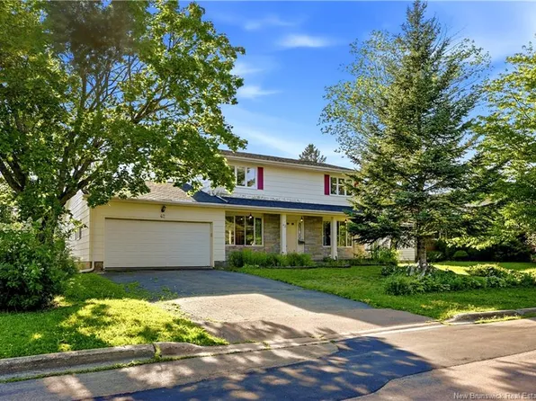 42 Wallace Ct, Riverview, NB E1B 3T1