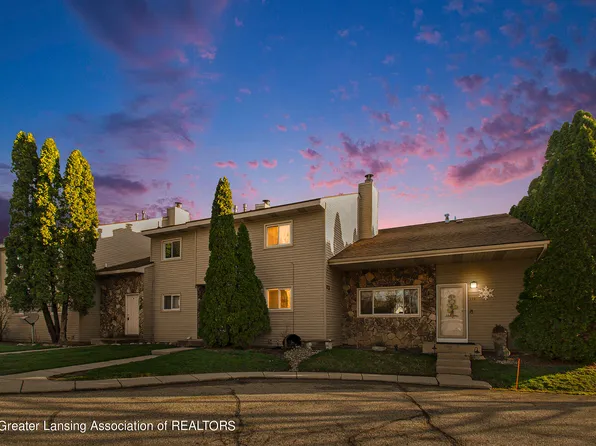 925 Brookside Dr APT 121, Grand Ledge, MI 48837