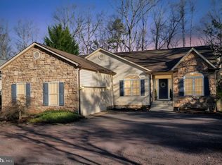 101 Oak Ct, Locust Grove, VA 22508