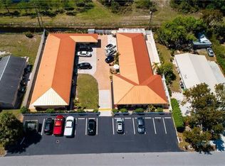 4520 Gulfstream Dr, Naples, FL 34112