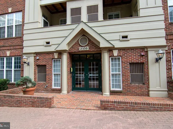 2330 14th St N APT 407, Arlington, VA 22201