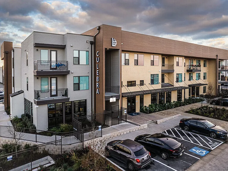 Culebra Commons — Photo 1