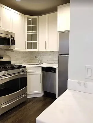 Rented by New York Residence | media 8