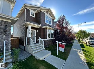 2035 160th St SW, Edmonton, AB T6W 4E7