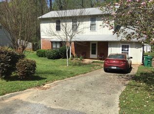 5425 Martins Crossing Rd, Stone Mountain, GA 30088