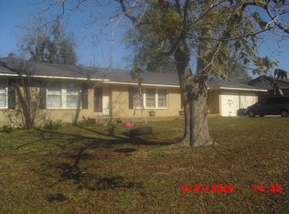 110 Pecan St, Poplarville, MS 39470