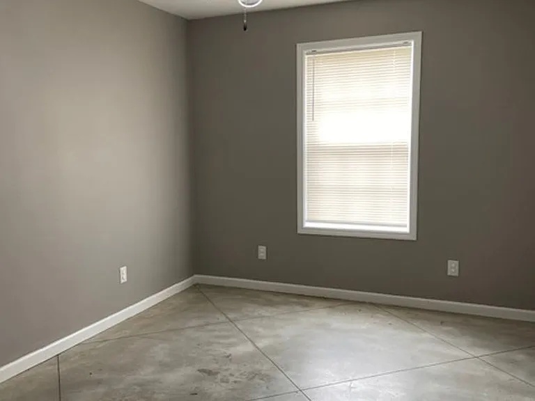 103 Baker Ln — Photo 11