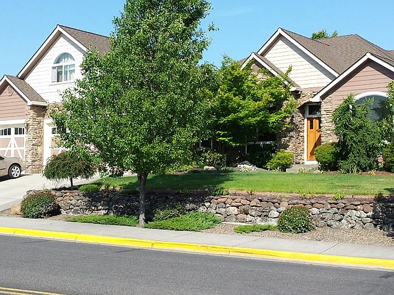2nd image of 261 Robert Trent Jones Blvd