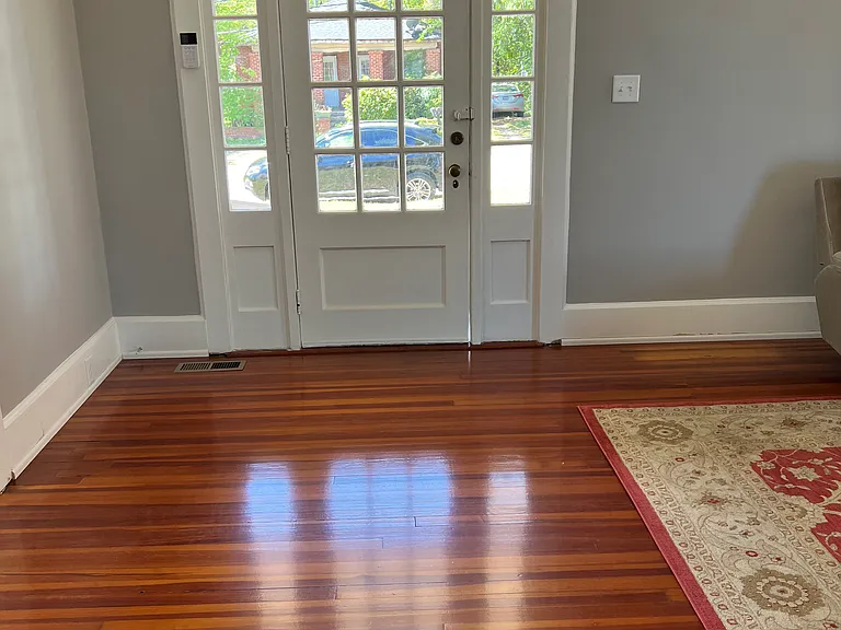 211 Shuler St — Photo 11