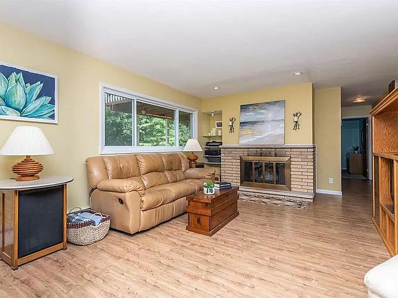 5th image of 4611 Dennis Dr #1