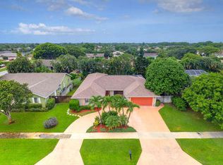 17757 Oakwood Ave, Boca Raton, FL 33487